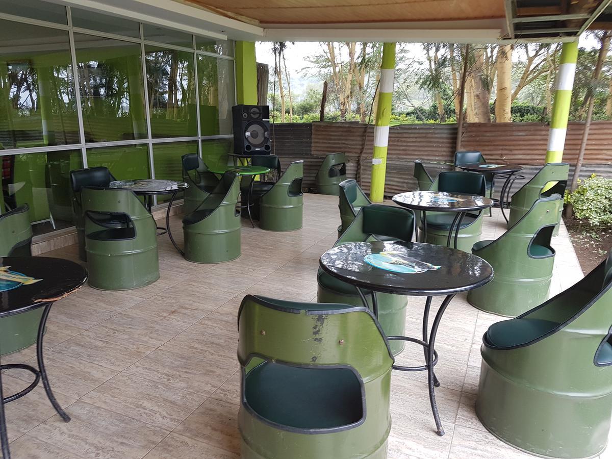 Hippo Safaris Resort Найваша Экстерьер фото