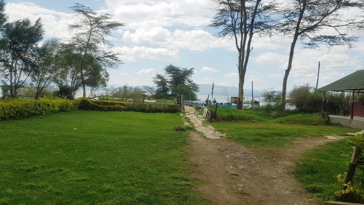 Hippo Safaris Resort Найваша Экстерьер фото